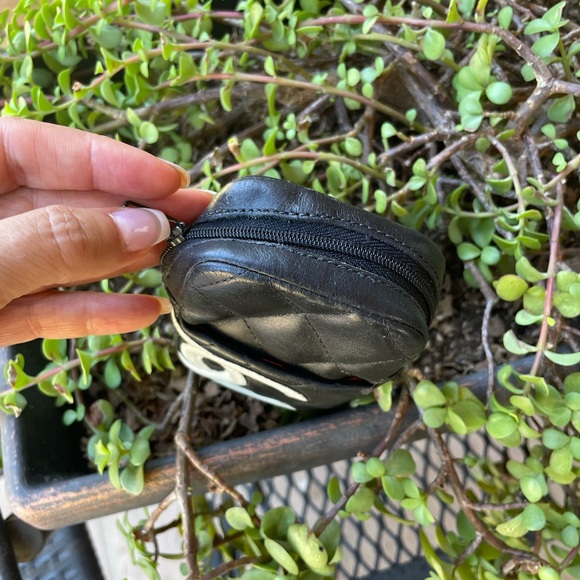 Chanel belt case - Picture 2 of 13